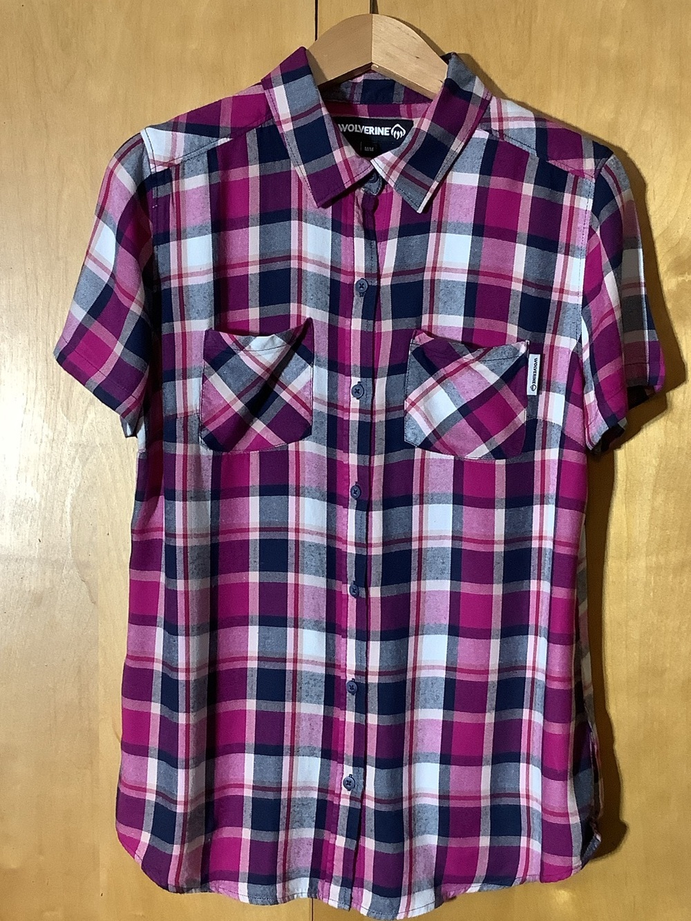 Wolverine plaid flannel feel shirt, size medium
